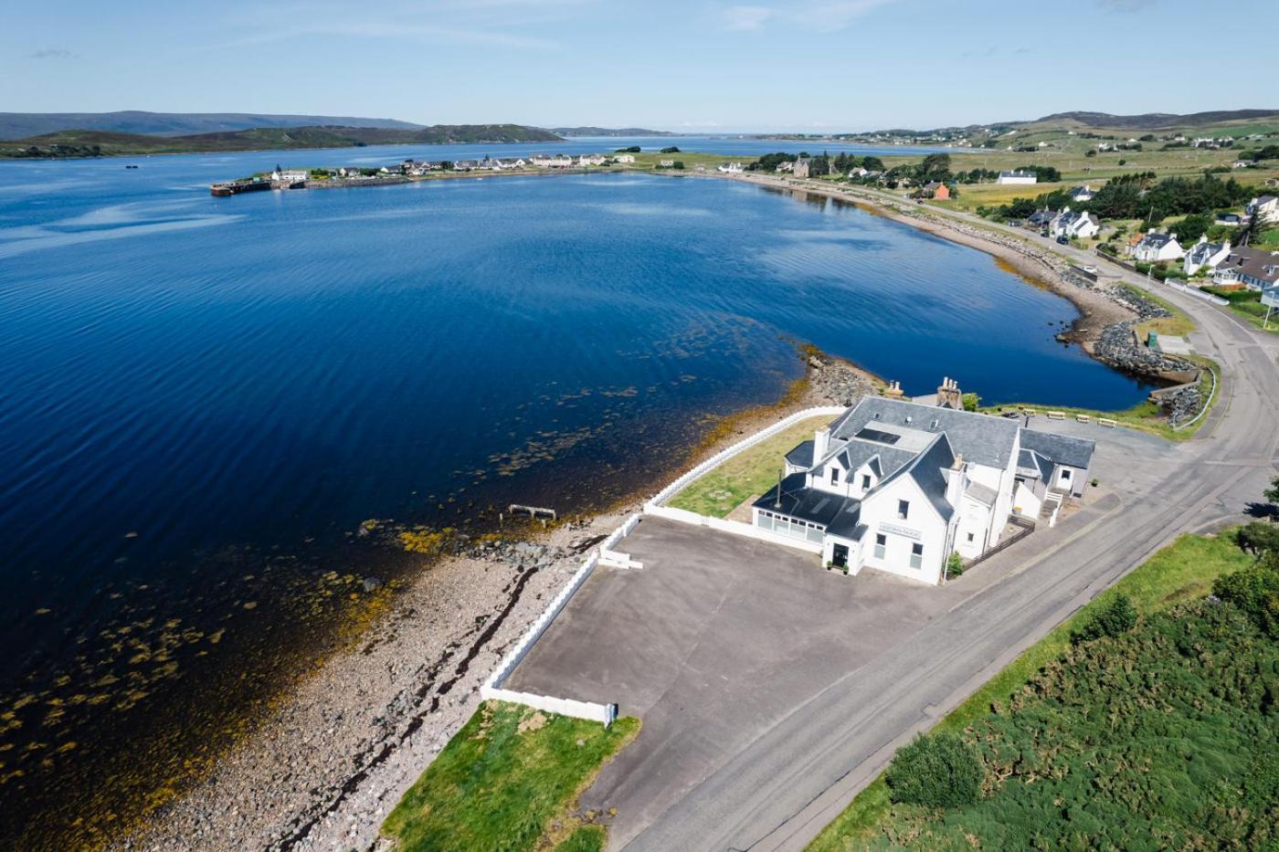 Aultbea Hotel Акнешин Екстер'єр фото